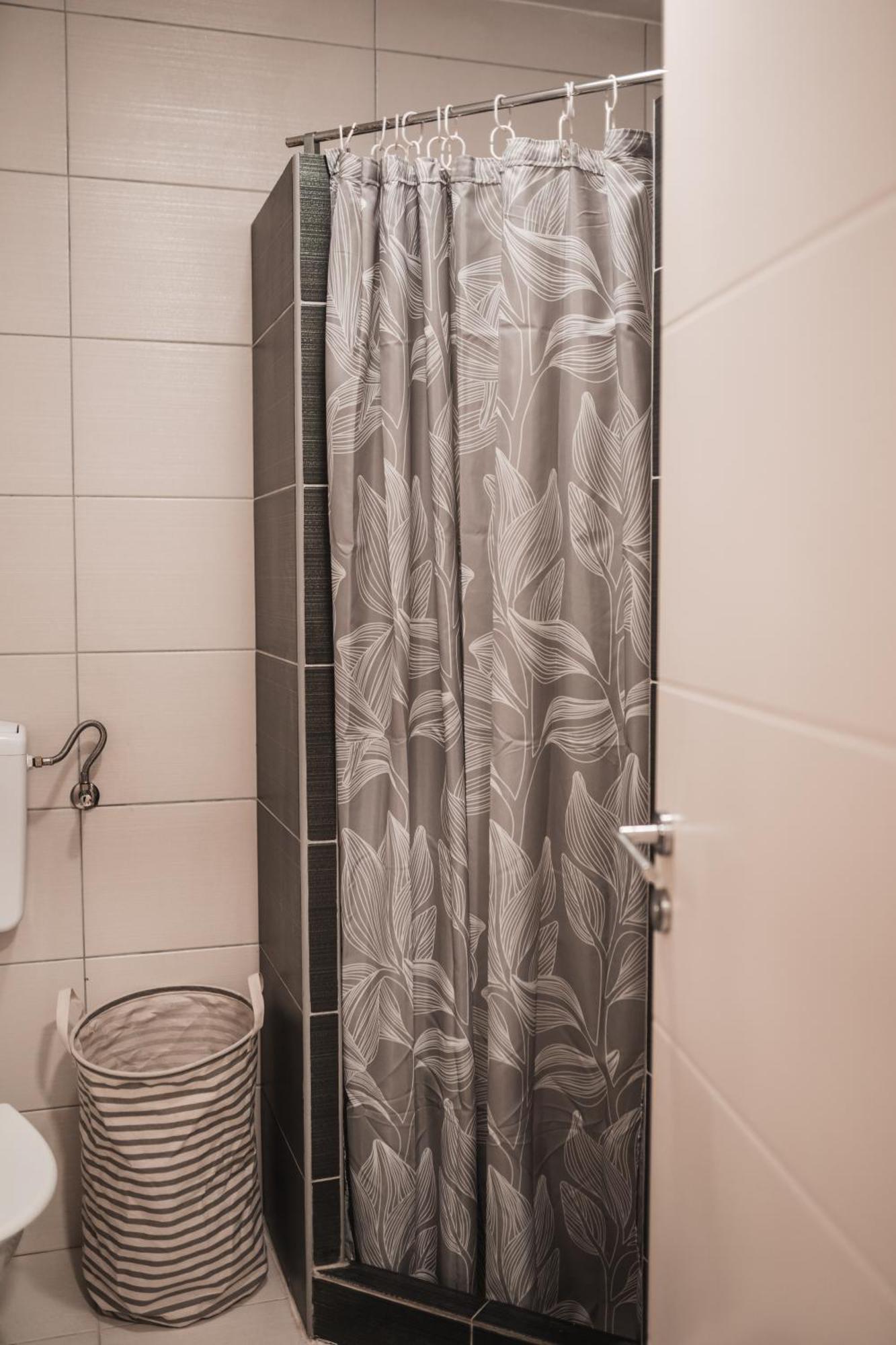 דובוי Apartman Centar מראה חיצוני תמונה