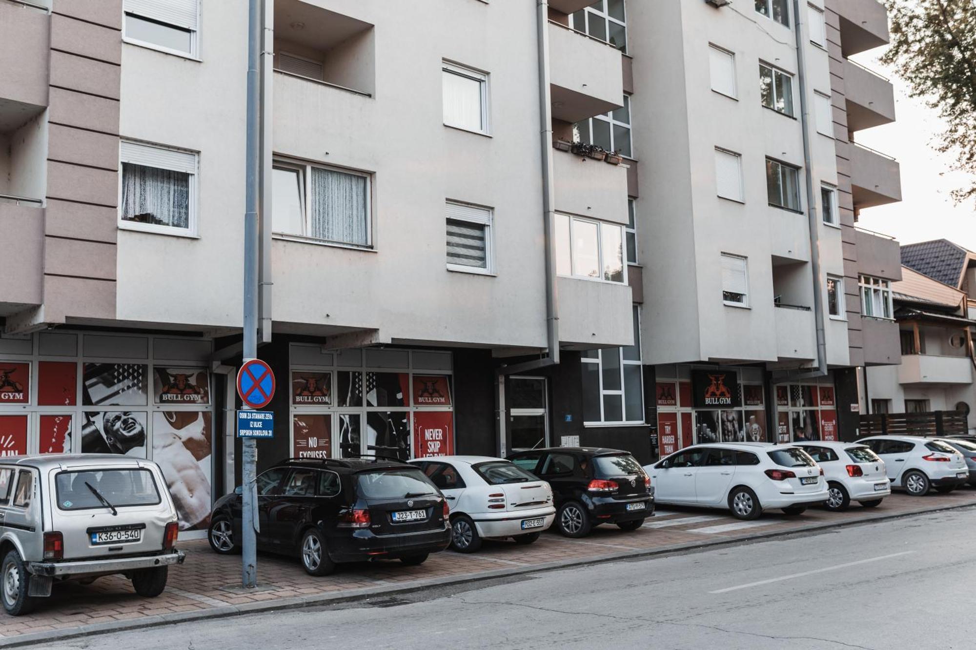 דובוי Apartman Centar מראה חיצוני תמונה