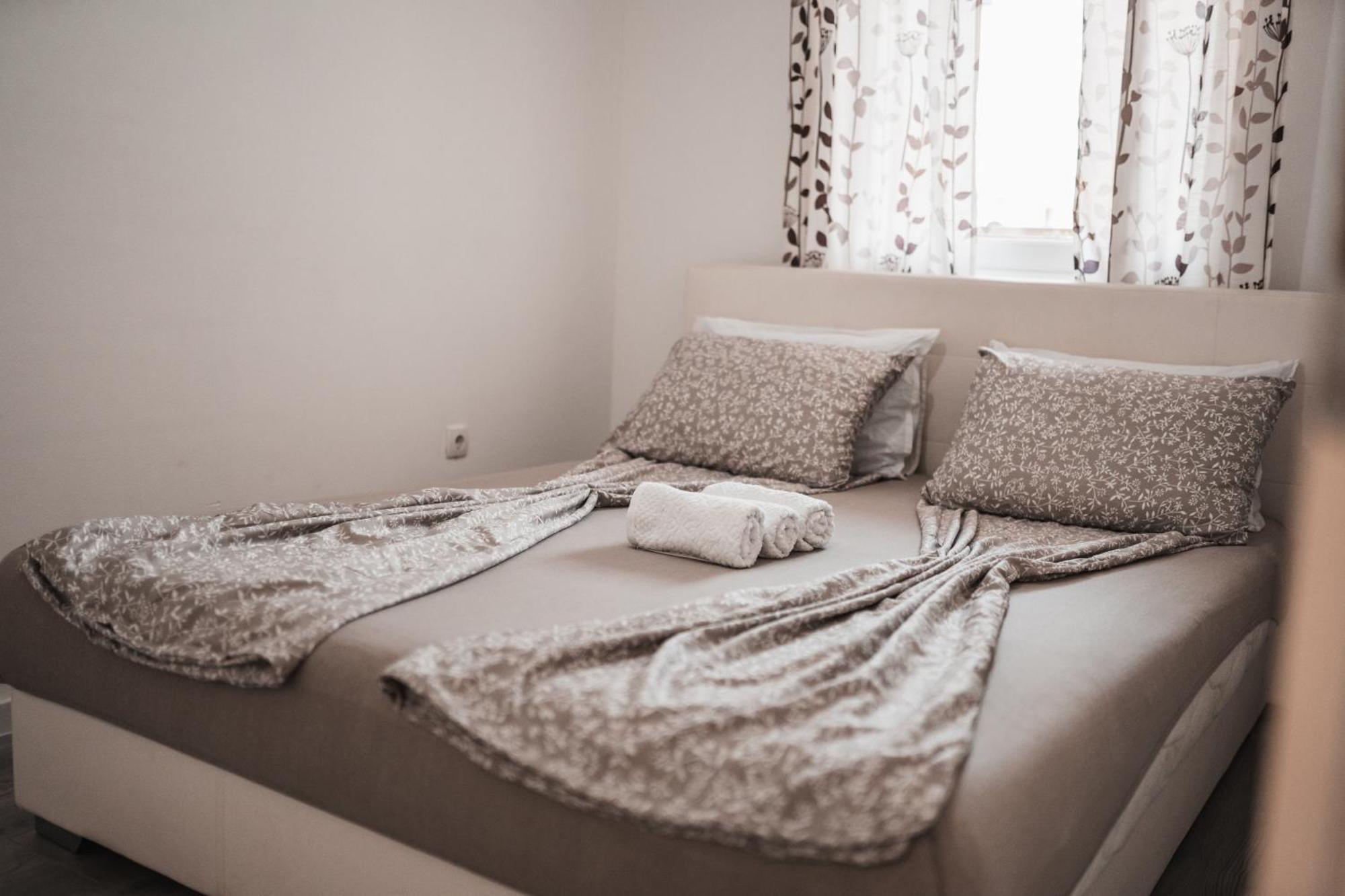 דובוי Apartman Centar מראה חיצוני תמונה